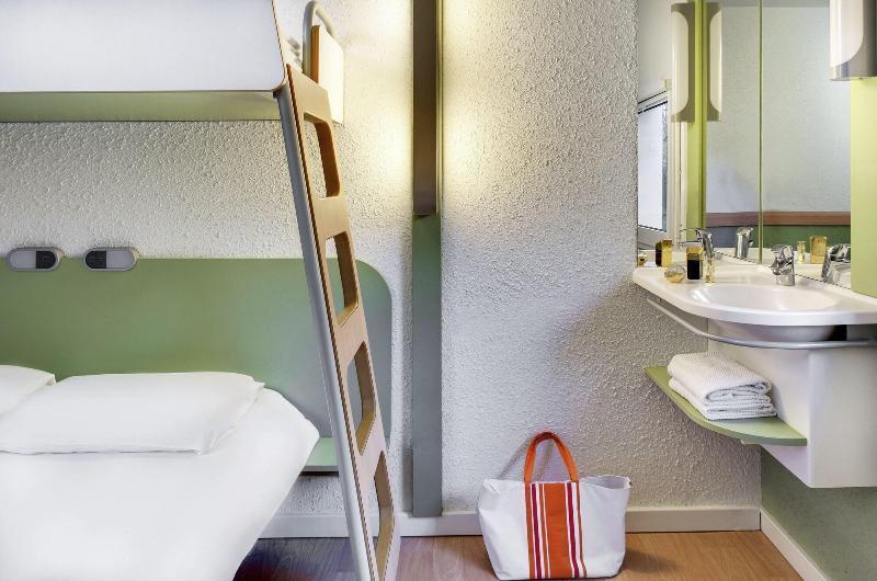 Ibis Budget Versailles Trappes Dış mekan fotoğraf